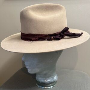 Custom (Made in Nashville) Stetson “Silverbelly” Fedora. 6x Rabbit Fur Felt